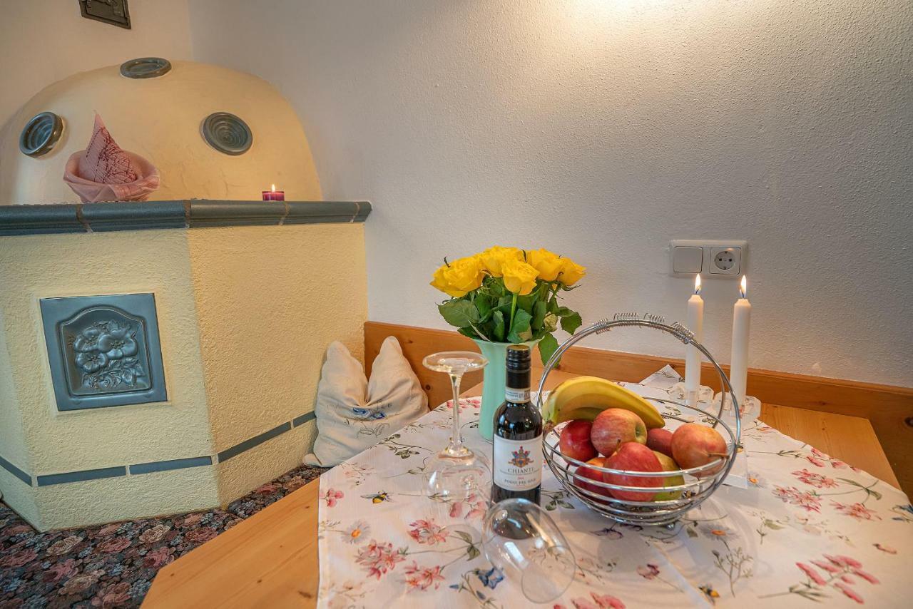Haus am Waldrand Lägenhet Leutasch Exteriör bild